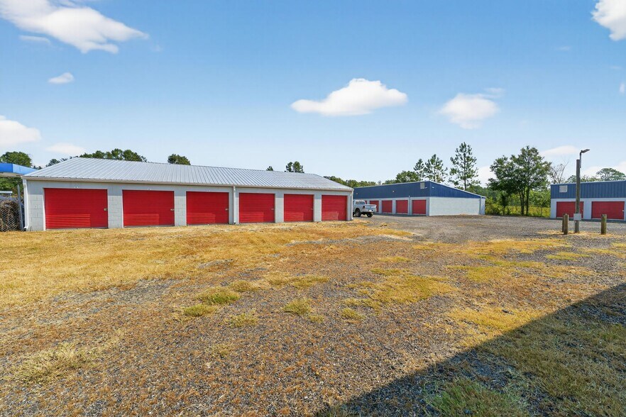 More Photos Of 13396 76th St, Live Oak Self Storage For Sale