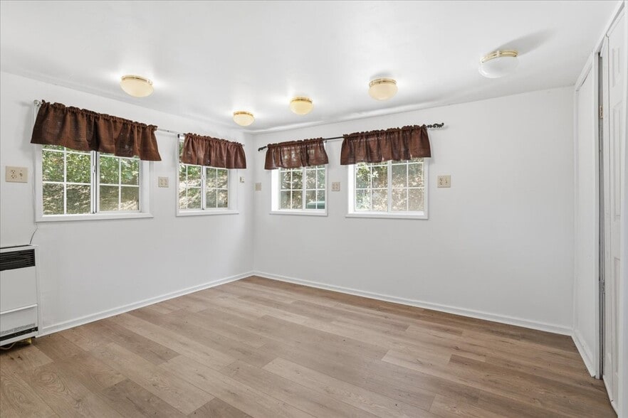 More Photos Of 6911 Engineers rd, Julian Multifamily For Sale