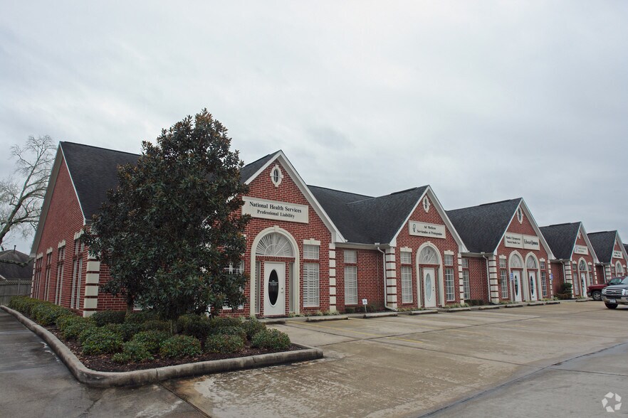 More Photos Of 415 E Parkwood Ave, Friendswood Medical For Lease