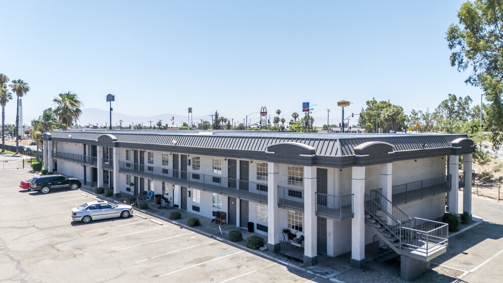 More Photos Of 2700 White Ln, Bakersfield Apartments For Sale