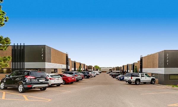 More Photos Of 2721 W Oxford Ave, Englewood Light Manufacturing For Lease