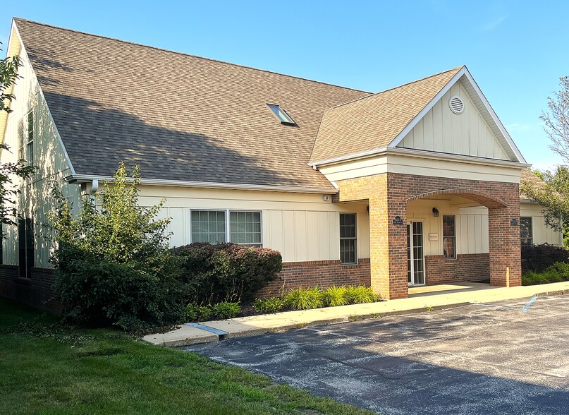 More Photos Of 2611 Chicago St, Valparaiso Medical For Sale