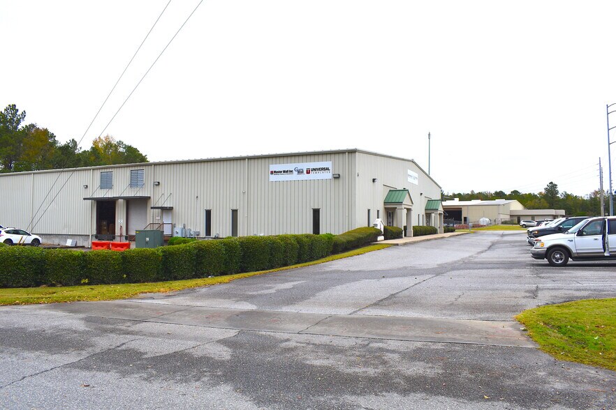 More Photos Of 6975 Flat Rock Rd, Midland Office For Lease