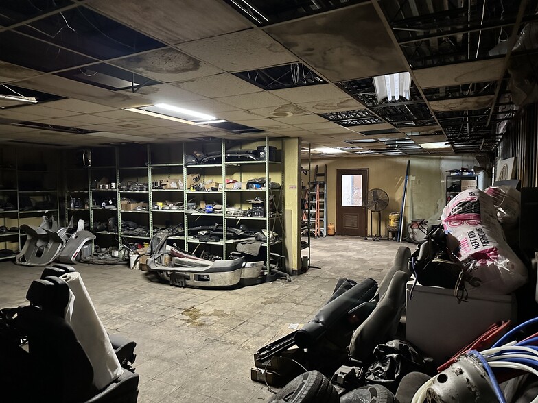 More Photos Of 1323-1325 Ferguson Ave, Pagedale Warehouse For Sale