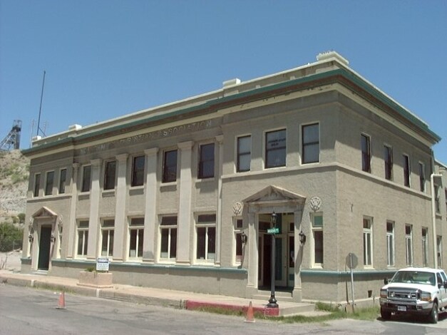 More Photos Of 155 S Miami Ave, Miami Storefront Retail Residential For Sale