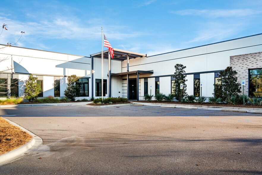 More Photos Of 3450 Ingleside Blvd, North Charleston Office For Lease