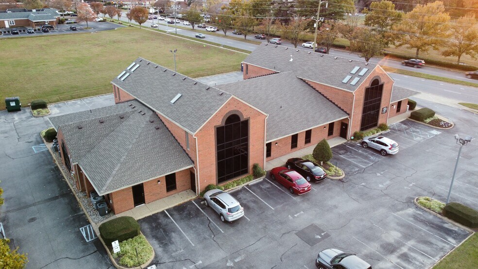 More Photos Of 968 First Colonial Rd, Virginia Beach Medical For Sale