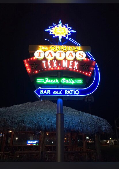 More Photos Of 1155 E Loop 304, Crockett Restaurant For Sale