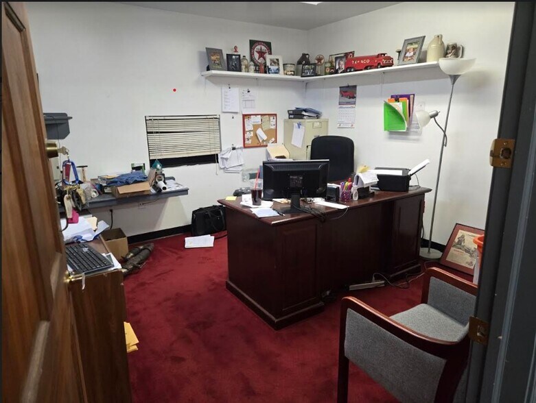 More Photos Of 881 Sandosky Rd, Sykesville Auto Repair For Sale