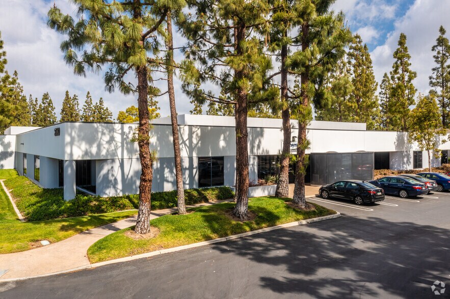 More Photos Of 3530 Hyland Ave, Costa Mesa Light Distribution For Lease