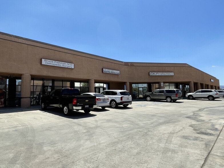 More Photos Of 408-418 W Avenue J, Lancaster General Retail For Lease
