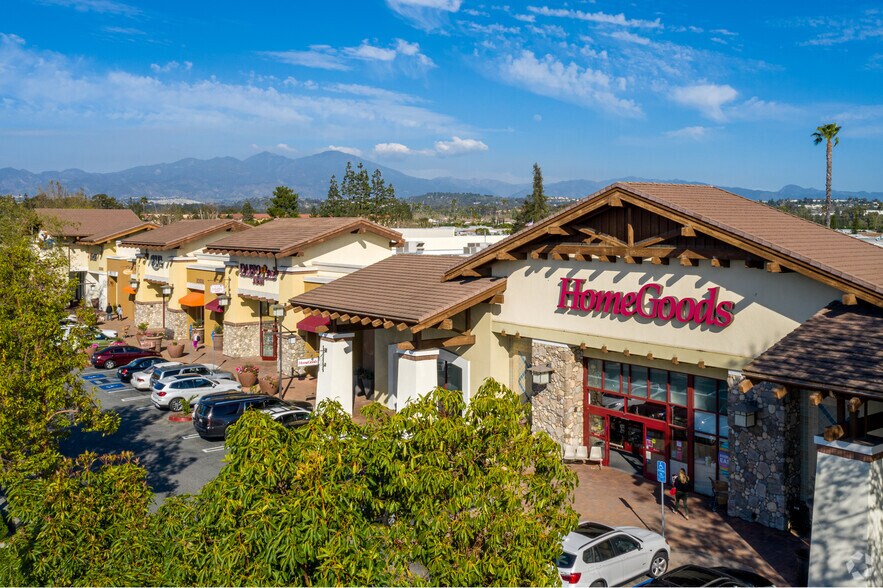 More Photos Of 23602-23624 El Toro Rd, Lake Forest General Retail For Lease