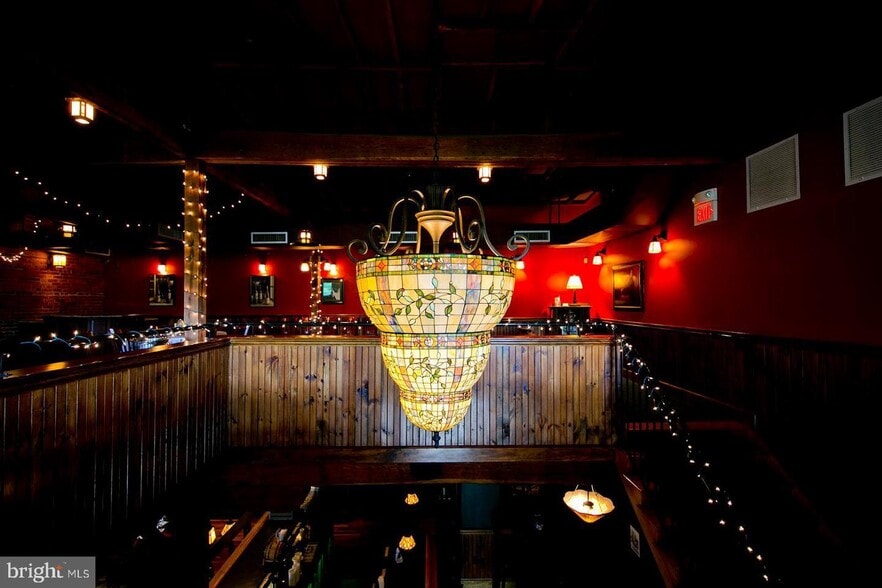 More Photos Of 121-125 E Piccadilly St, Winchester Restaurant For Sale