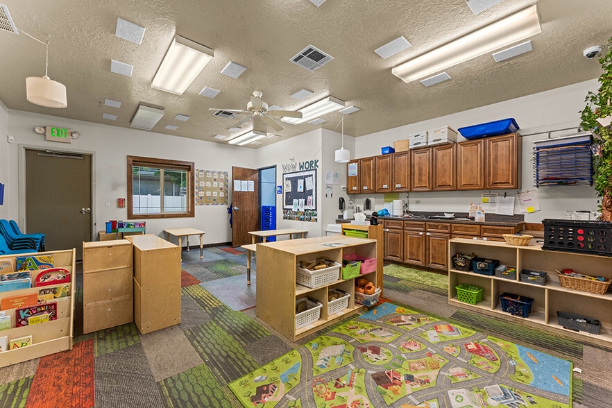 More Photos Of 3605 N Locust Grove Rd, Meridian Daycare Center For Sale