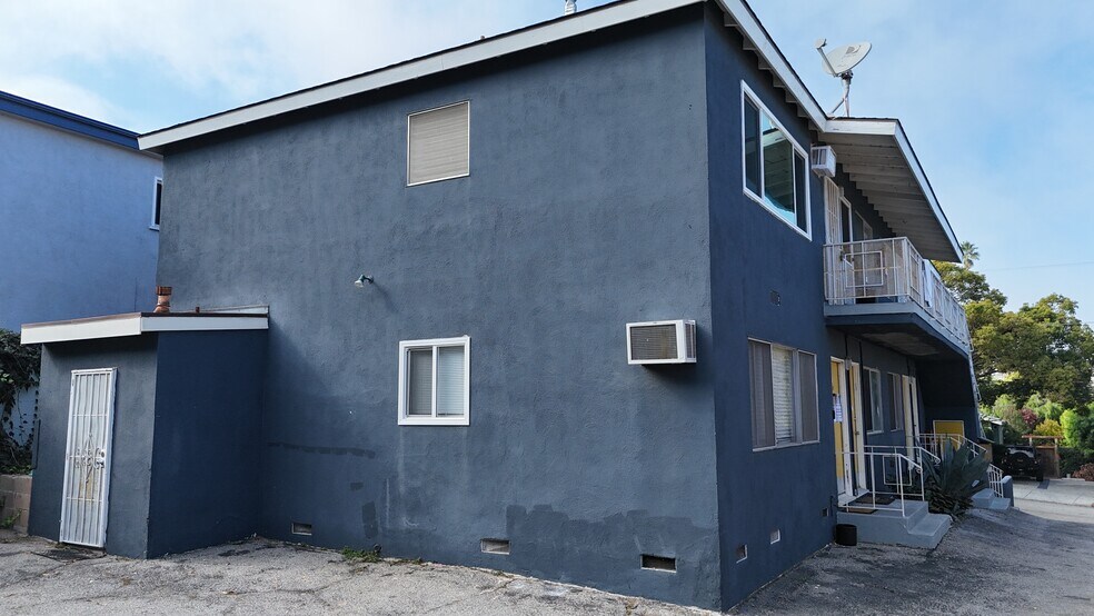 More Photos Of 638 Grant St, Santa Monica Apartments For Sale