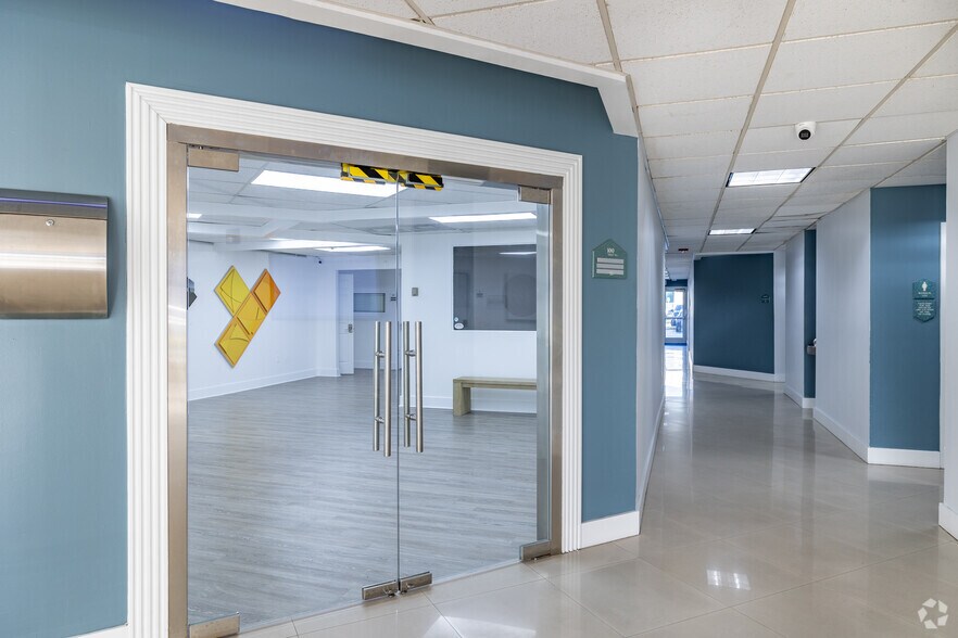 More Photos Of 3625 NW 82nd Ave, Doral Medical For Lease