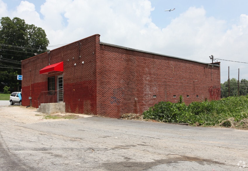 More Photos Of 4126 Thurmond Rd, Forest Park Convenience Store For Sale