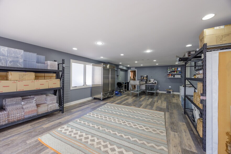 More Photos Of 40833 Highway 6, Avon General Retail For Sale