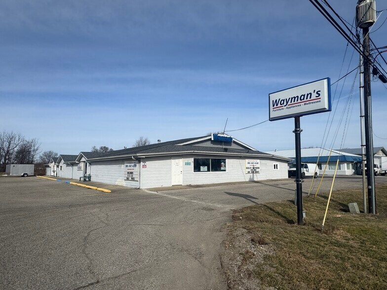 More Photos Of 960 Morton Ave, Martinsville Freestanding For Sale