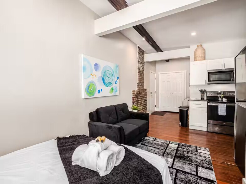 More Photos Of 370-372 Forest St, Columbus Apartments For Sale