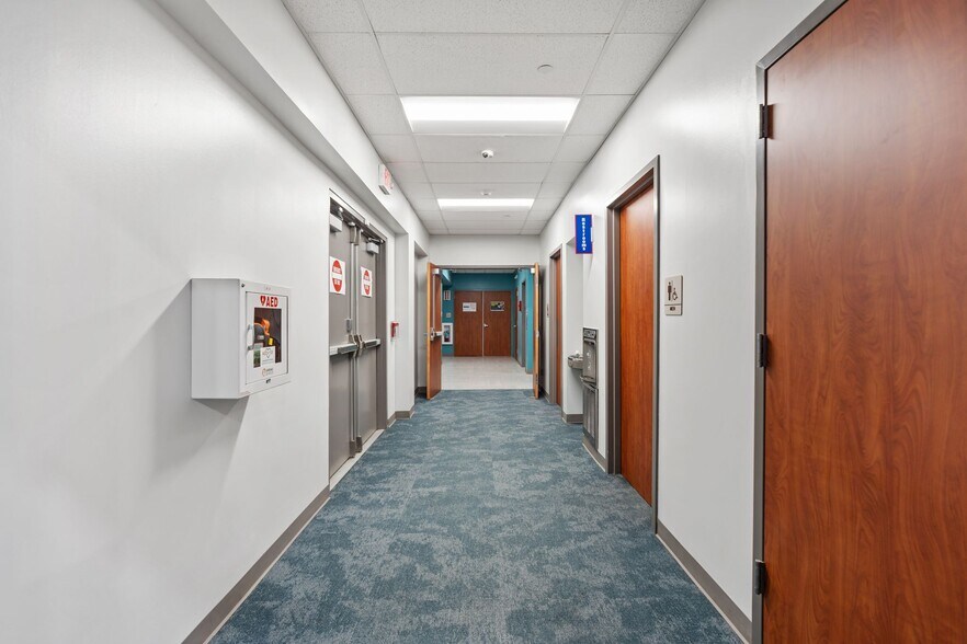 More Photos Of 1411 W Main St, League City Schools For Sale