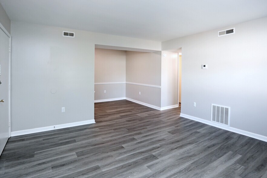 More Photos Of 4823 Rutgers St NW, Roanoke Apartments For Sale