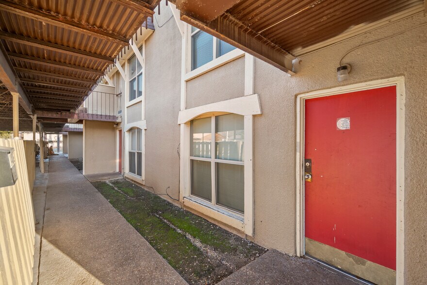 More Photos Of 5623 S Quincy Ave, Tulsa Apartments For Sale