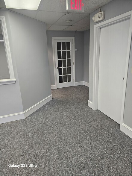 More Photos Of 2294 Massachusetts Ave, Cambridge Office For Sale