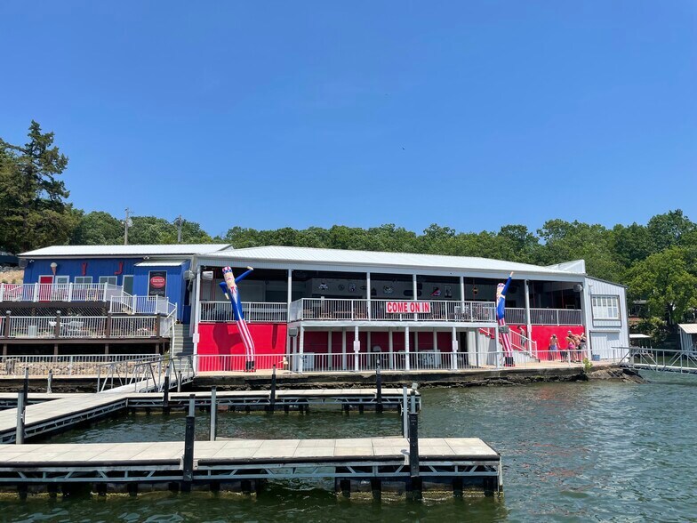 More Photos Of 27485 Cross Ln, Barnett Restaurant For Sale