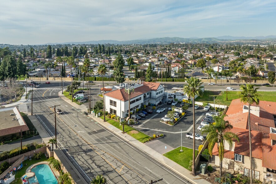 More Photos Of 319 E Palm Dr, Placentia Medical For Sale