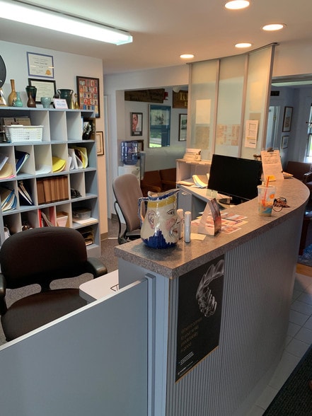 More Photos Of 98 Spencer Plain Rd, Old Saybrook Medical For Lease