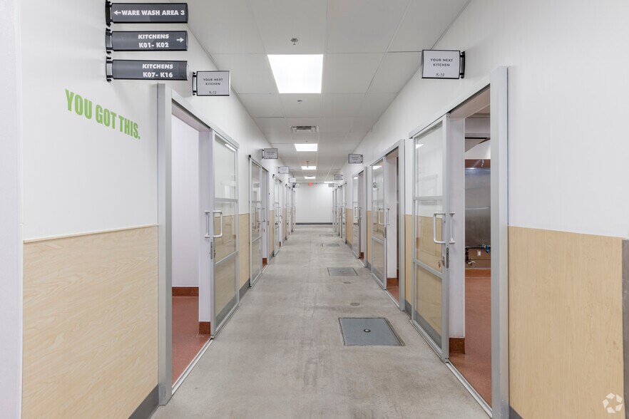 More Photos Of 7119-7129 E Shea Blvd, Scottsdale General Retail For Lease