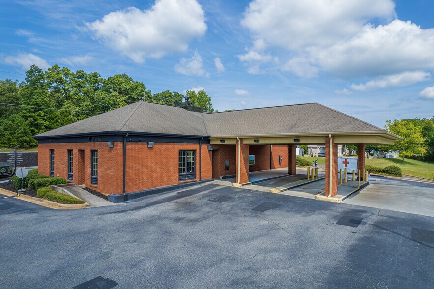 More Photos Of 9045 Hickory Flat Hwy, Woodstock Bank For Sale