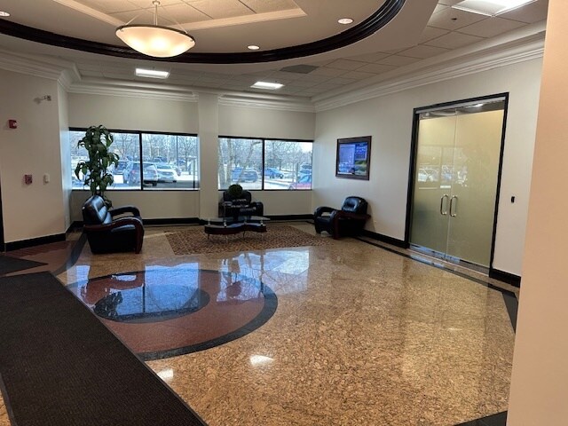 More Photos Of 4580 Weaver Pky, Warrenville Office For Lease