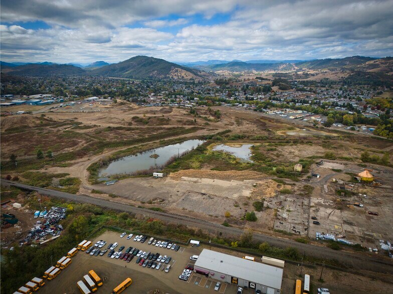 More Photos Of 3625 Carnes Rd, Roseburg Land For Sale