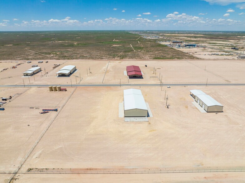 More Photos Of 16571 W Basin S, Odessa Warehouse For Sale