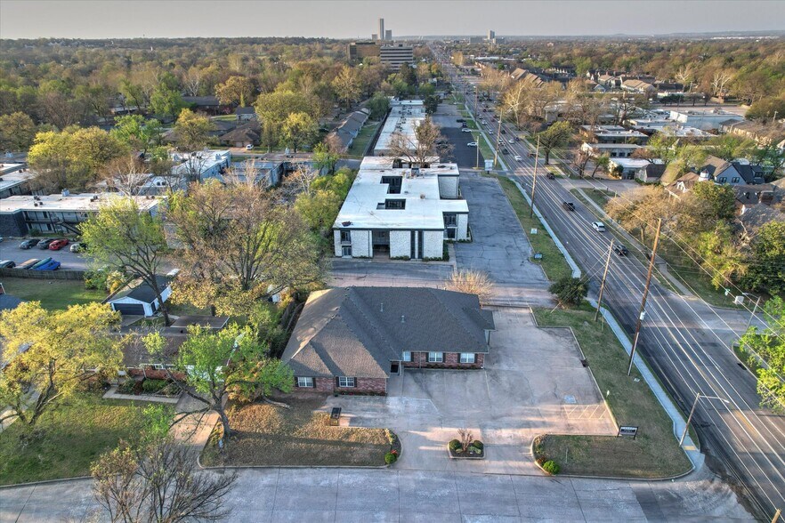 More Photos Of 5407 S Lewis Ave, Tulsa Office For Lease