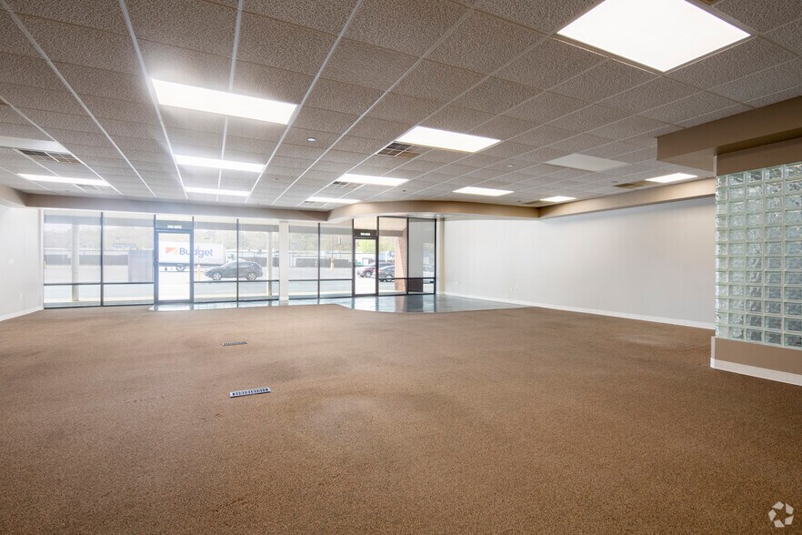 More Photos Of 1671-1691 Center Point Pky, Birmingham Unknown For Lease