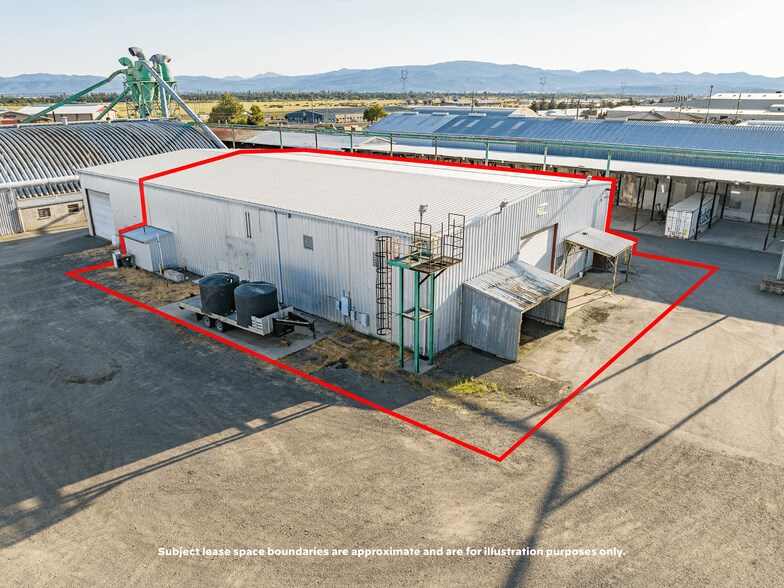 More Photos Of 1385 Antelope Rd, White City Manufacturing For Lease