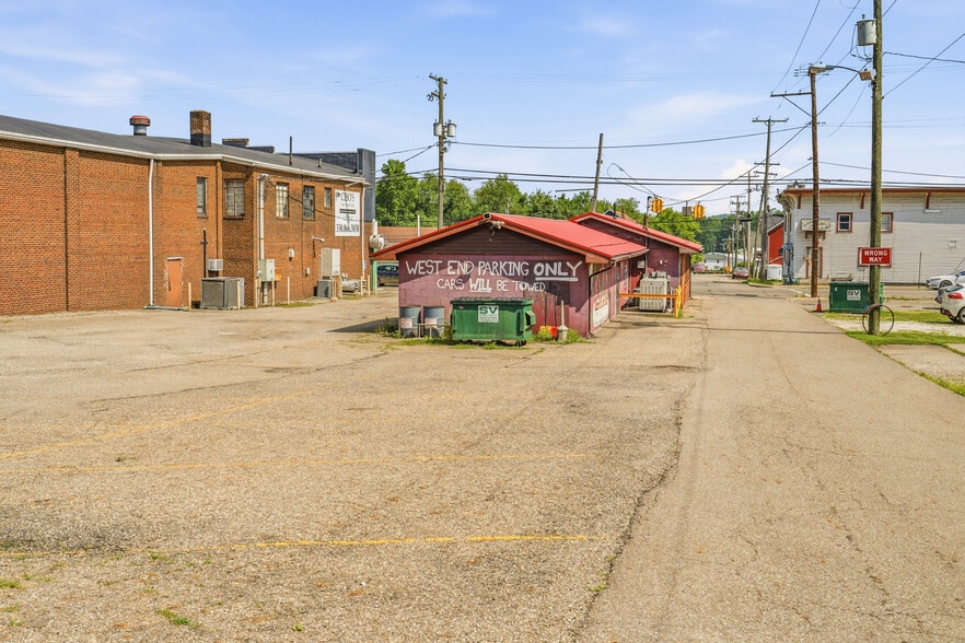 More Photos Of 130 W Lisbon St, Waynesburg Restaurant For Sale