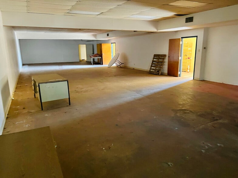 More Photos Of 1150 Fuller Dr, Dallas Religious Facility For Sale