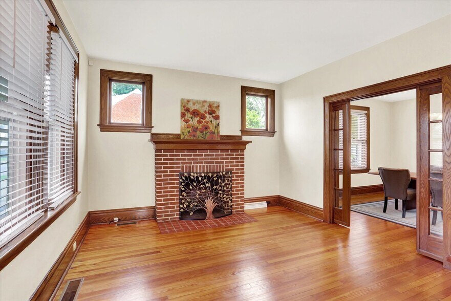 More Photos Of 27 S 34th St, Camp Hill Office For Lease