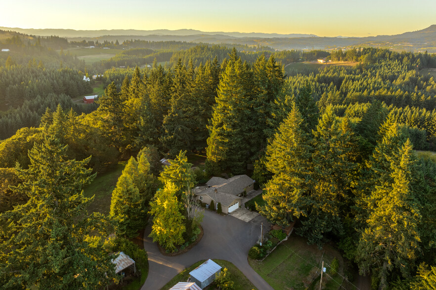 Primary Photo Of 20180 NE Sunnycrest Rd, Newberg Winery Vineyard For Sale