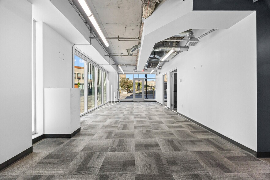 More Photos Of 88-94 Elm St, Rochester Office Residential For Lease