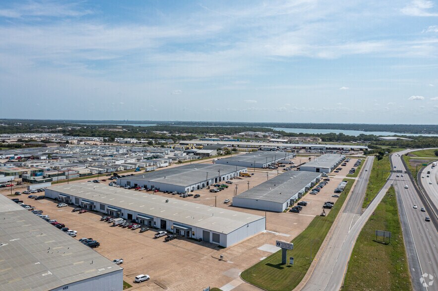 More Photos Of 5029-5047 Martin Luther King Fwy, Fort Worth Unknown For Lease