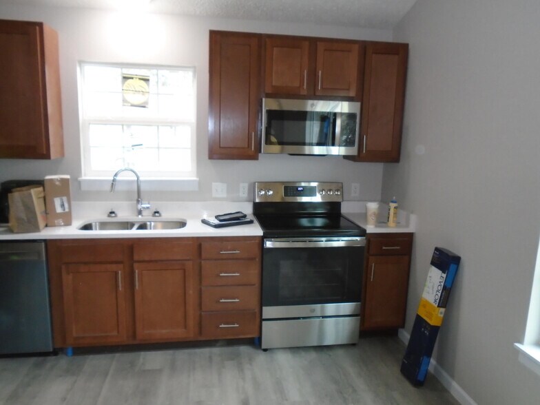 More Photos Of 11 Alisha Ln, Columbiana Apartments For Sale