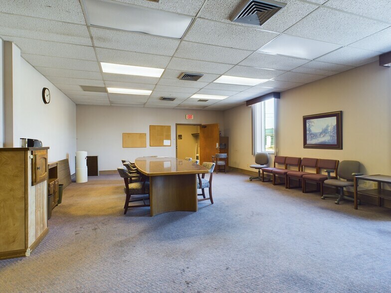 More Photos Of 101 E Elm St, Union City Bank For Sale