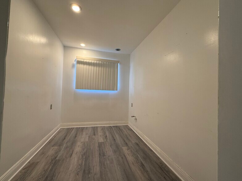 More Photos Of 6086 Brockton Ave, Riverside Medical For Lease