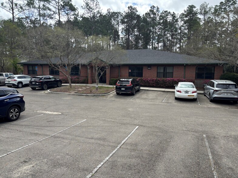 More Photos Of 1949 Commonwealth Ln, Tallahassee Office For Sale