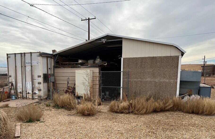 More Photos Of 1923 W Second St, Winslow Multifamily For Sale